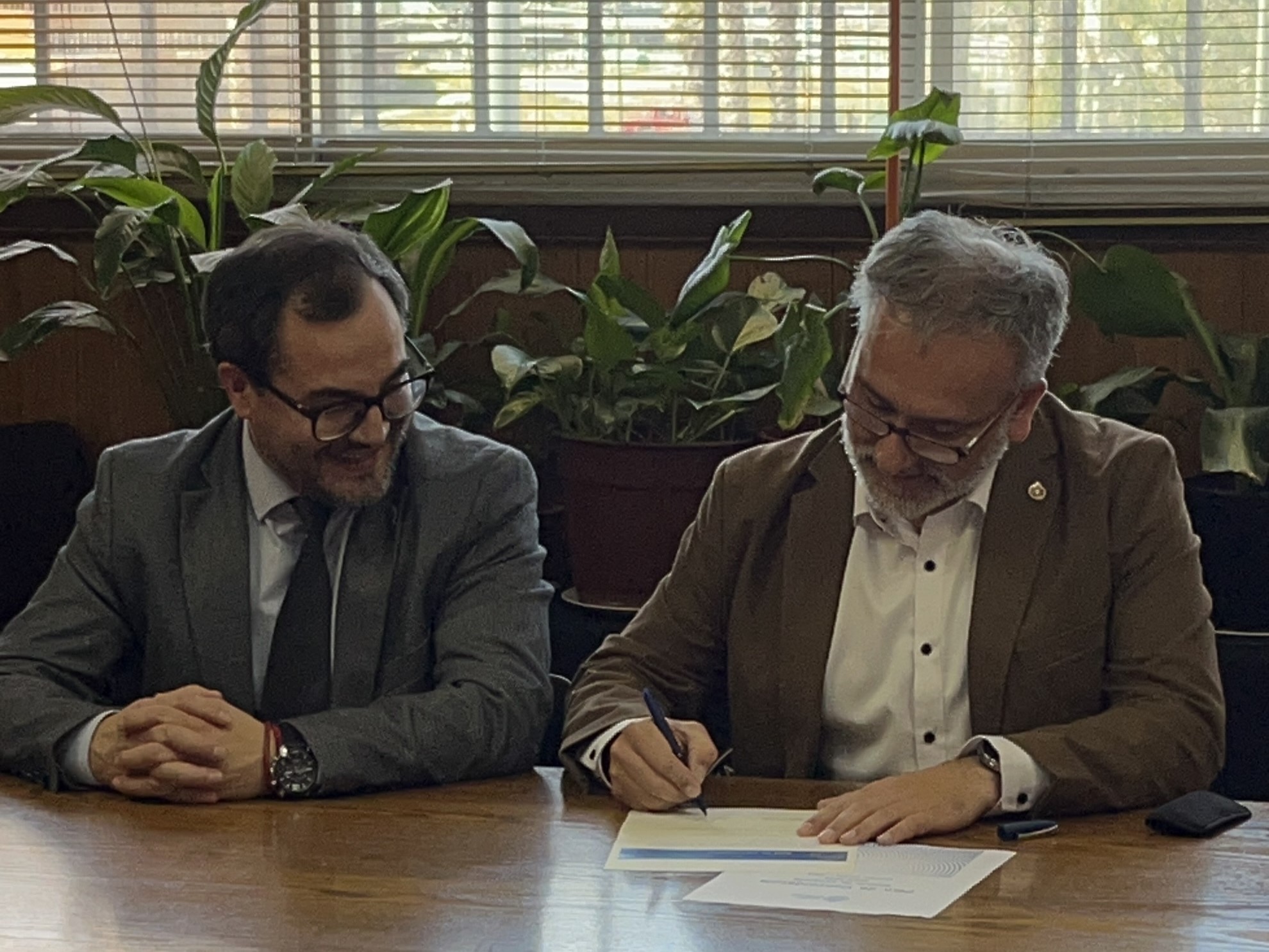 Firma del Plan de Concordancia entre el Instituto de Geografía de la PUCV y la Vicerrectoría de Desarrollo